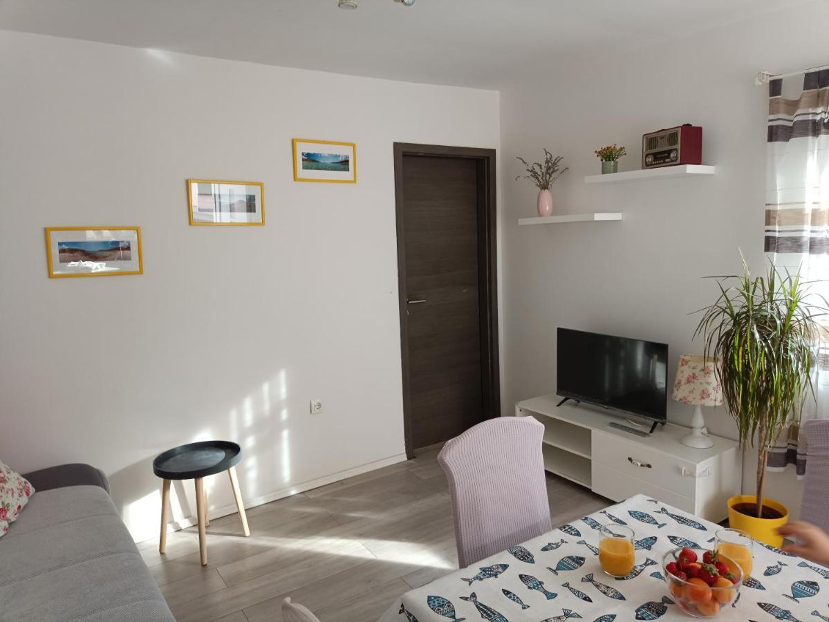 Апартаменти Apartman Mala Cici Задар Екстер'єр фото